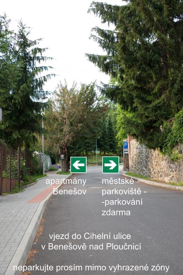 Apartmany Benesov Benesov nad Ploucnici Bagian luar foto