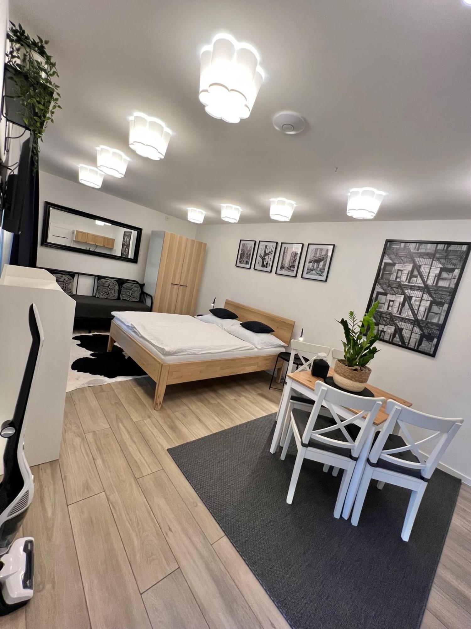 Apartmany Benesov Benesov nad Ploucnici Bagian luar foto