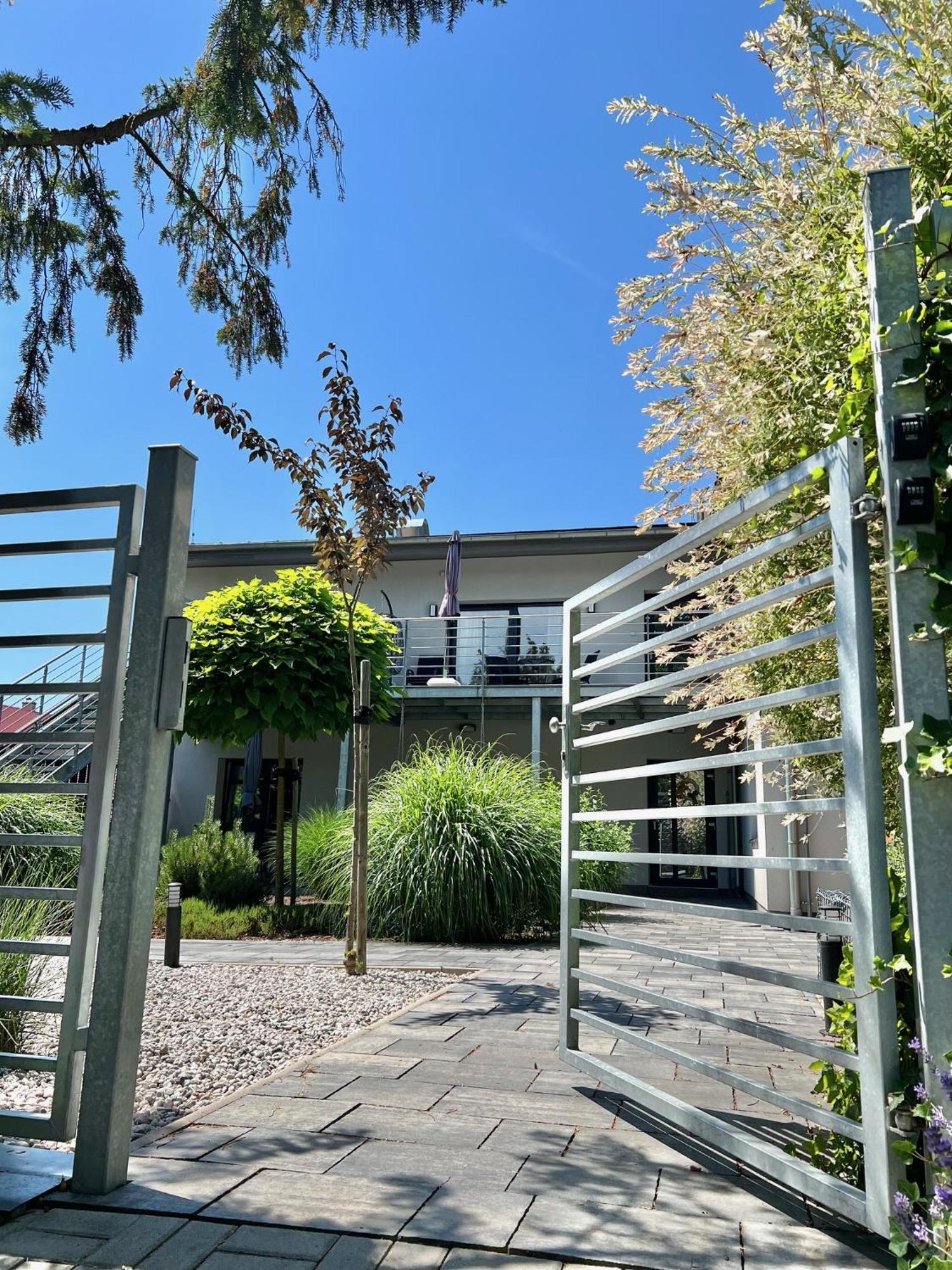 Apartmany Benesov Benesov nad Ploucnici Bagian luar foto